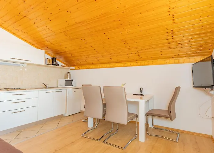 Appartamento Maja-4 By Interhome Maslenica