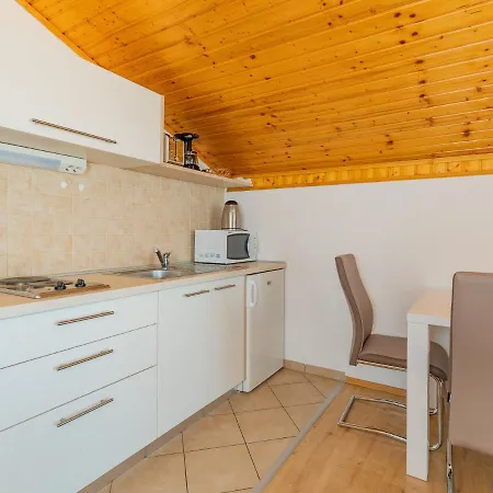 Apartment Maja - Srd423 By Interhome *